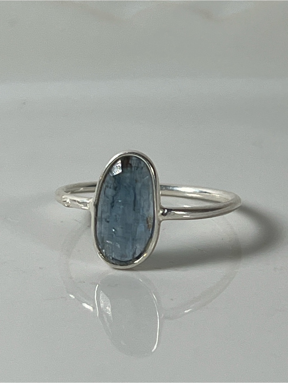 Solid Sterling Silver 925 Blue Kyanite Gemstone Flat Stacker Ring Size 8.25